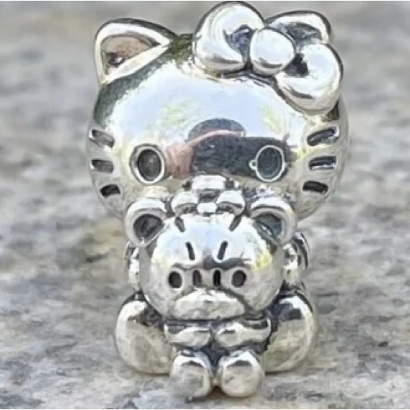 Kitty Charm - Picture 3 of 3